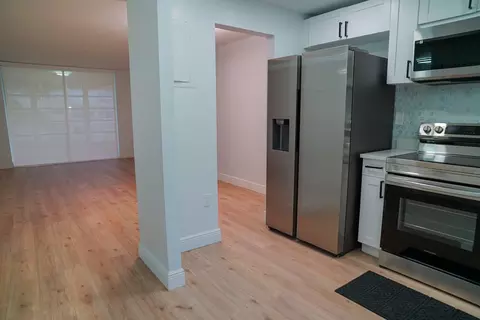 2780 N Pine Island Rd #211, Sunrise, FL 33322