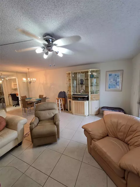 2 Grantham D #2, Deerfield Beach, FL 33442 photo 3