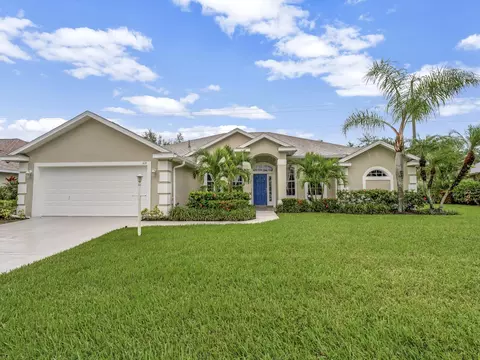 419 N Key Lime Sq, Vero Beach, FL 32968