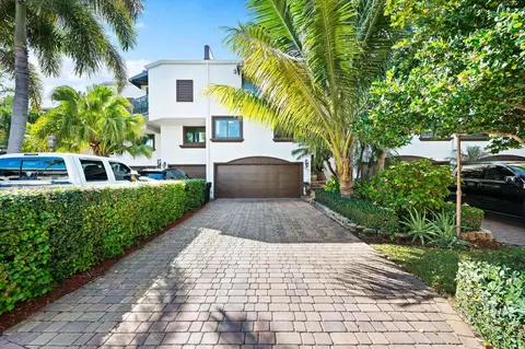 3014 NE 49th St #5, Fort Lauderdale, FL 33308