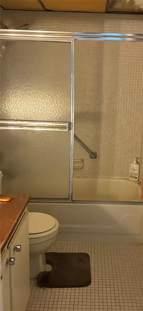3321 NW 47th Ter #423, Lauderdale Lakes, FL 33319