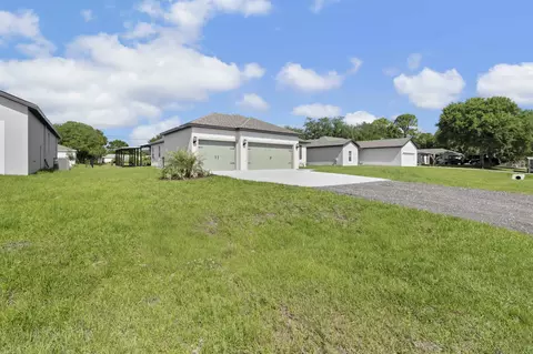 2583 Chestnut Ln, Port Saint Lucie, FL 34953