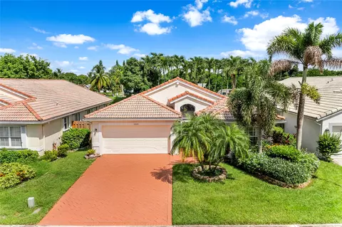 8835 Harrods Dr, Boca Raton, FL 33433