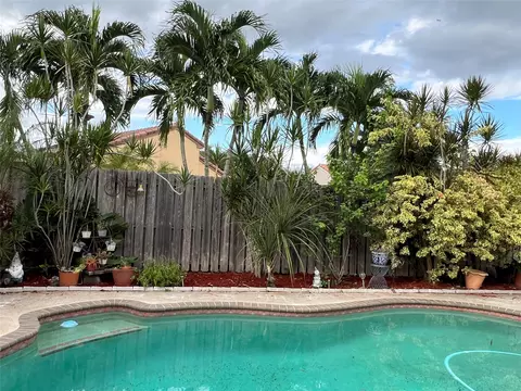 12757 NW 11th Ct, Sunrise, FL 33323