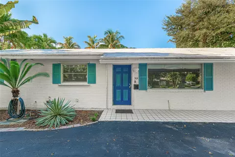 304 NE 20th St, Wilton Manors, FL 33305