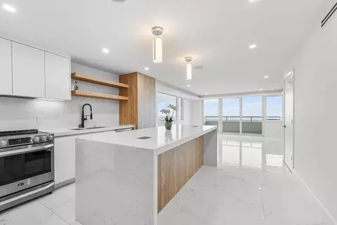 545 S Fort Lauderdale Beach Blvd #1701, Fort Lauderdale, FL 33316
