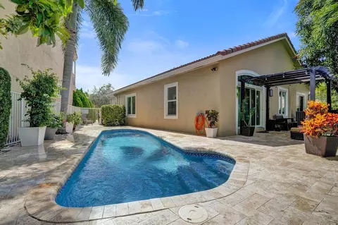 12611 NW 6th St, Coral Springs, FL 33071