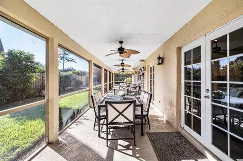 2855 Hampton Cir E, Delray Beach, FL 33445 photo 19