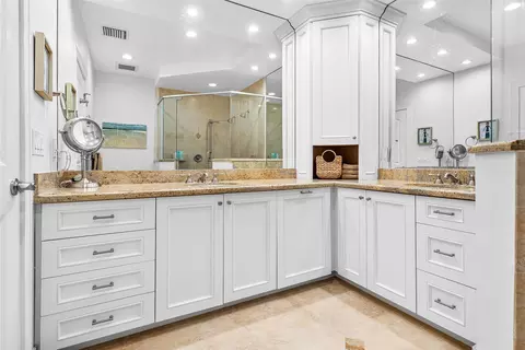 2855 Hampton Cir E, Delray Beach, FL 33445 photo 16