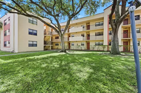 3199 Foxcroft Rd #304, Miramar, FL 33025