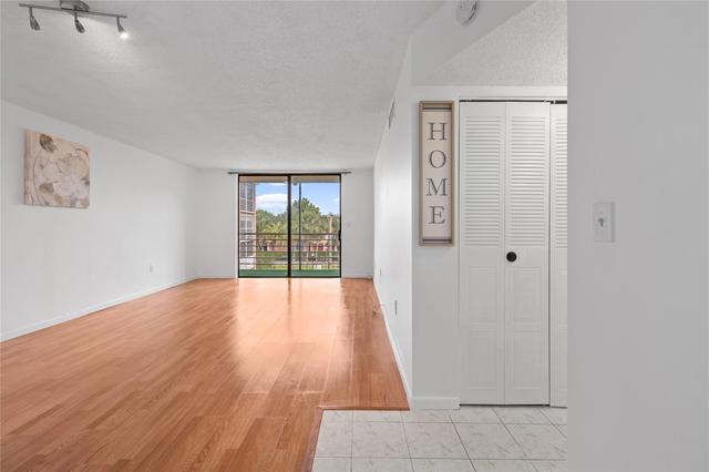 1830 SW 81st Ave # 4317, North Lauderdale, FL 33068