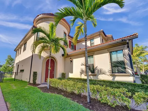 9345 Carrington Ave, Parkland, FL 33076