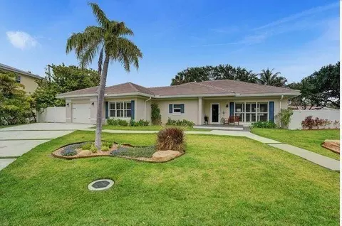 2622 NE 27th Ave, Lighthouse Point, FL 33064
