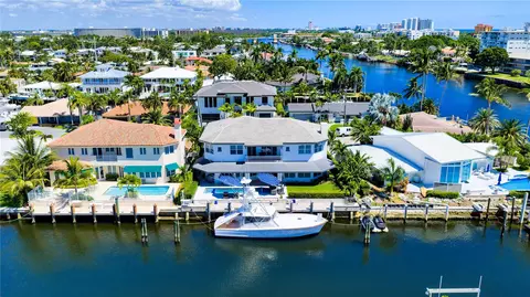 1580 SE 8th St, Deerfield Beach, FL 33441