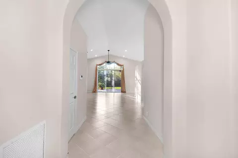 7084 SE Cricket Ct, Stuart, FL 34997 photo 6