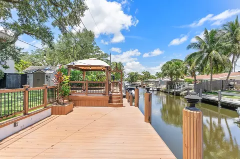 921 SW 17th St, Fort Lauderdale, FL 33315