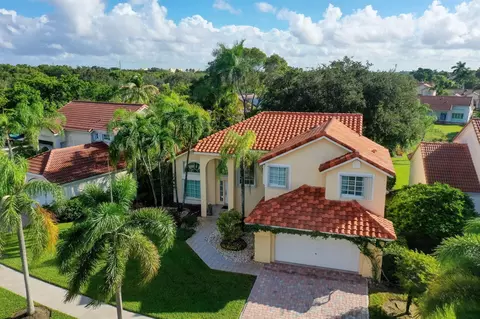524 Water Pt, Weston, FL 33326