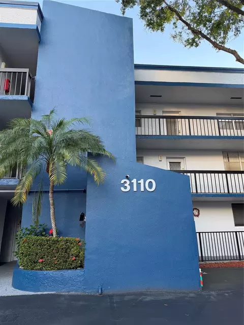 3110 Holiday Springs Blvd #108, Margate, FL 33063