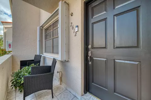 2612 W 54th Pl UNIT 204, Hialeah, FL 33016