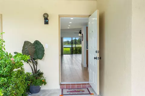 2900 SW 22nd Cir #221E, Delray Beach, FL 33445