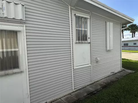 6475 52nd St, Okeechobee, FL 34974 photo 3