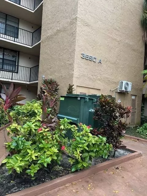 3590 Blue Lake Dr #305, Pompano Beach, FL 33064