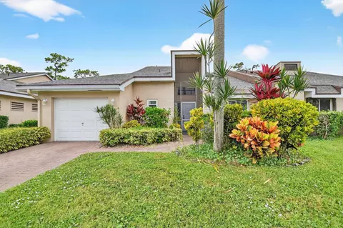 6869 Fountains Cir #6869, Lake Worth, FL 33467