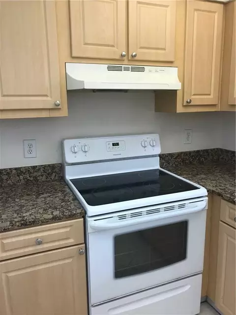 1105 S Flagler Ave #601, Pompano Beach, FL 33060