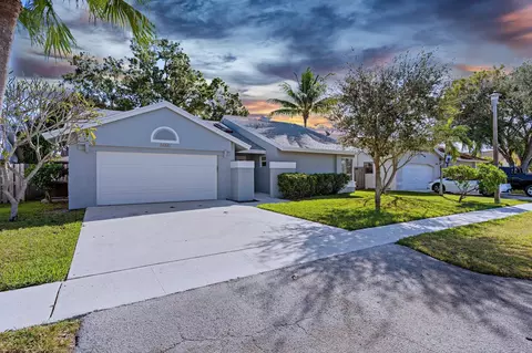 3240 NW 106th Ave, Sunrise, FL 33351