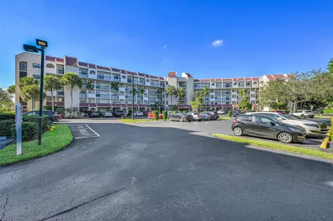 3591 Environ Blvd #A305, Lauderhill, FL 33319