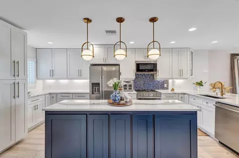 7125 Gulf #22, Longboat Key, FL 34228