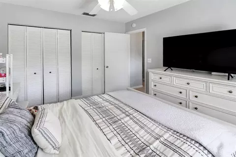 Bedroom - 231 SE 9th St, Dania Beach, FL 33004 photo 6 of 6