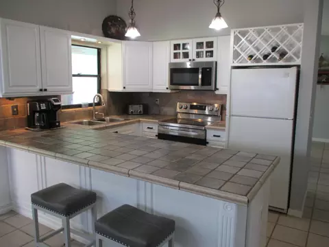 Other - 231 SE 9th St, Dania Beach, FL 33004 photo 21 of 25