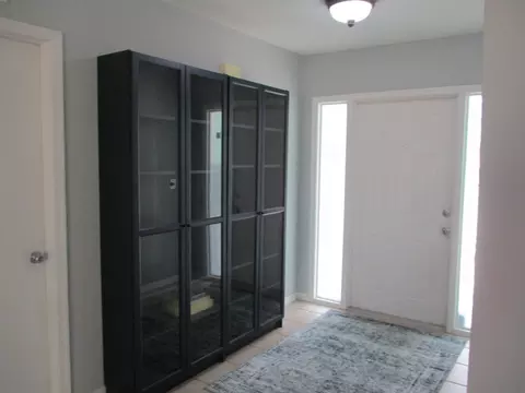 Entry Way - 231 SE 9th St, Dania Beach, FL 33004 photo 1 of 1