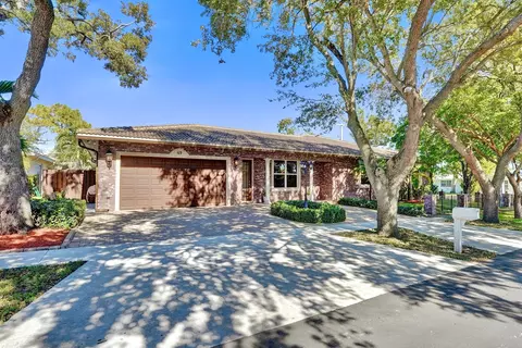 49 SE 6th St, Dania Beach, FL 33004