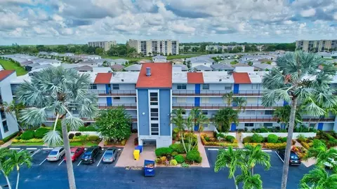 14747 Cumberland Dr #206, Delray Beach, FL 33446