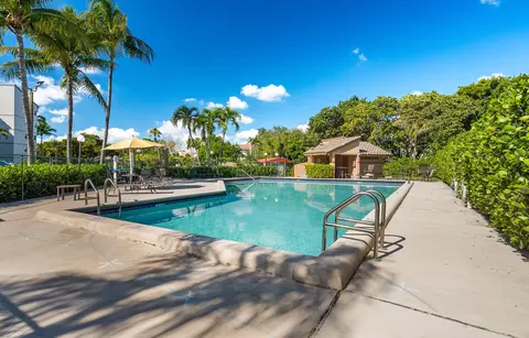 701 NW 19th St #200, Fort Lauderdale, FL 33311