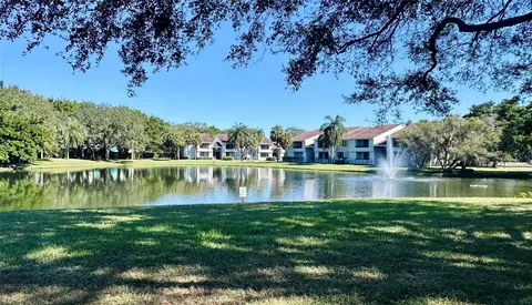 841 Lyons Rd #24-108, Coconut Creek, FL 33063