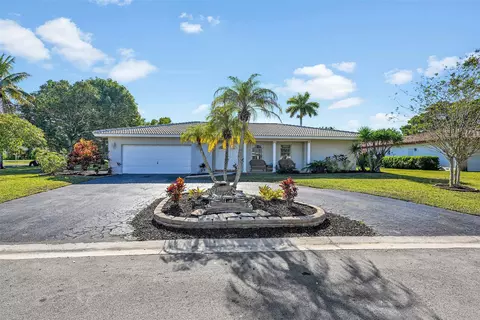 8579 NW 27th Dr, Coral Springs, FL 33065