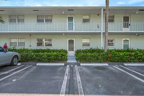 2340 SW 22nd Ave #303, Delray Beach, FL 33445