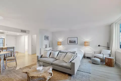 2301 Collins Ave #323, Miami Beach, FL 33139