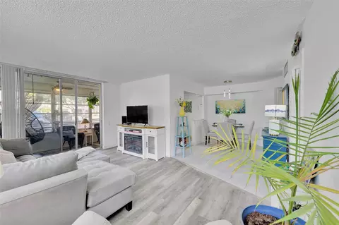 9090 Lime Bay Blvd #112, Tamarac, FL 33321
