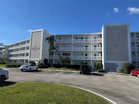 2007 Ellesmere A #2007, Deerfield Beach, FL 33442