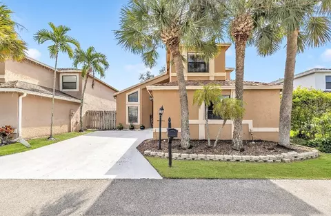 8610 Kimble Way, Boca Raton, FL 33433