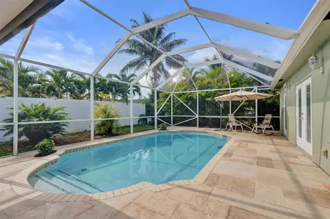 10216 NW 83rd St, Tamarac, FL 33321