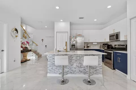 4668 NW 120th Way, Coral Springs, FL 33076