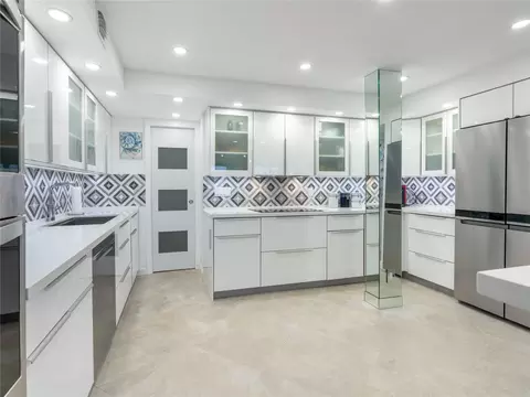 2850 N Palm Aire Dr #601, Pompano Beach, FL 33069