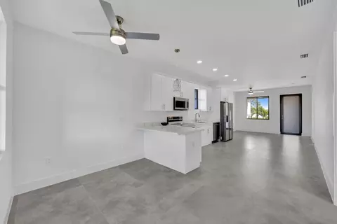 312 Progress Ave, Lehigh Acres, FL 33974 photo 2