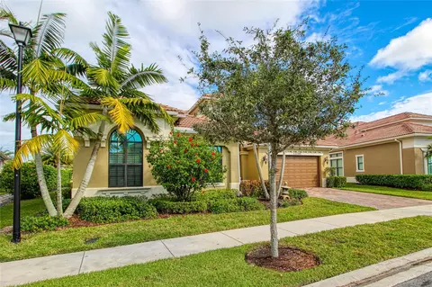 12095 E Bastille Cir, Parkland, FL 33076
