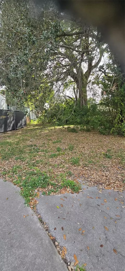 2948 NW 46th St, Miami, FL 33142